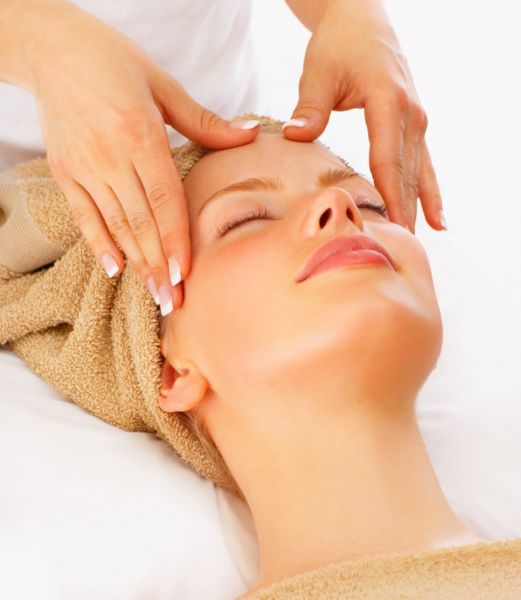 Revitalização Facial Sessão de 1 Hora